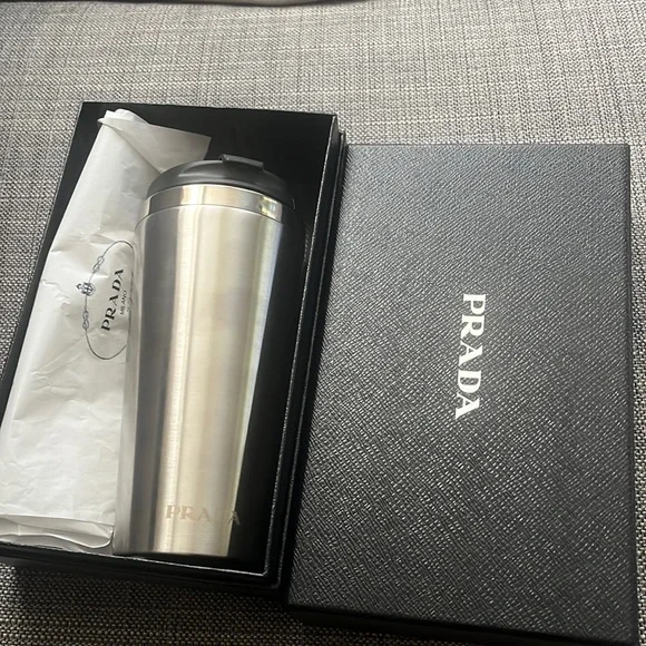 PRADA スチールタンブラー Prada | Kitchen | Prada Stainless Steel Tumbler | Poshmark